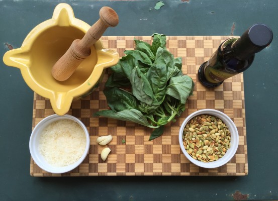 How-to-Make-Pesto-at-Home(7)
