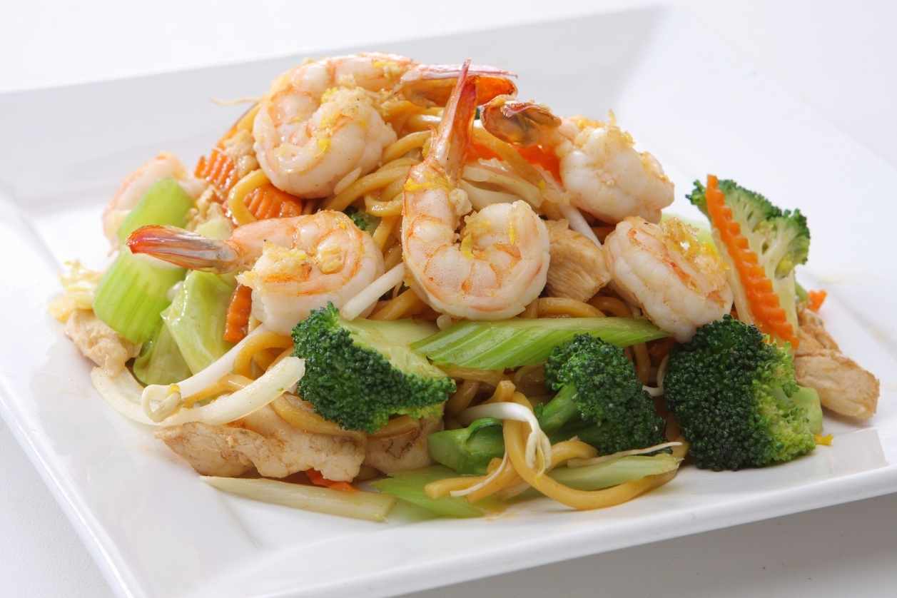 World's Best Shrimp Chow Mein Recipe [Delicious]